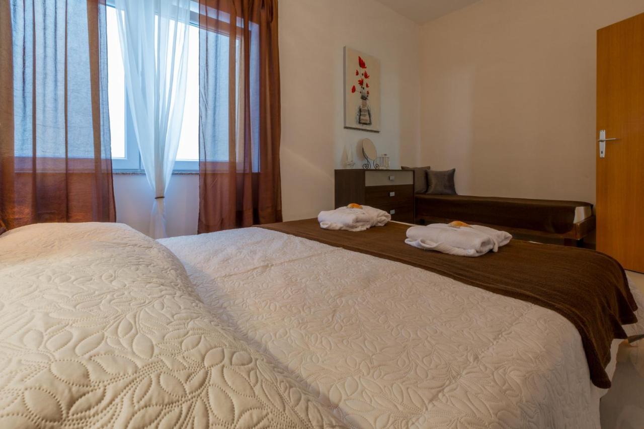 Branka Apartment Crikvenica Luaran gambar
